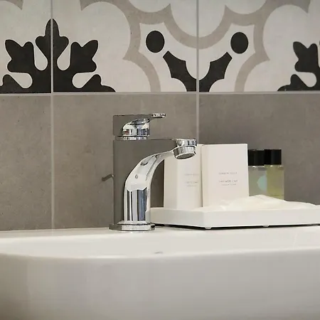 Гостевой дом Sant'eufemia Self Check In 4*