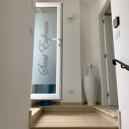 Sant'eufemia Self Check In Vieste
