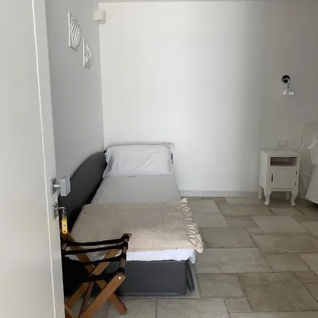Guest house Sant'eufemia Self Check In *