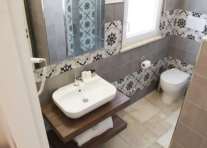 بيت ضيافة Sant'eufemia Self Check In 4*