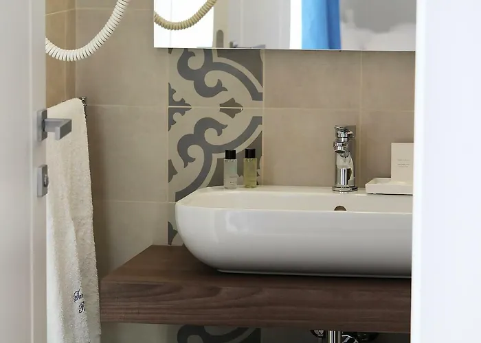 Sant'eufemia Self Check In 4* فيستَ